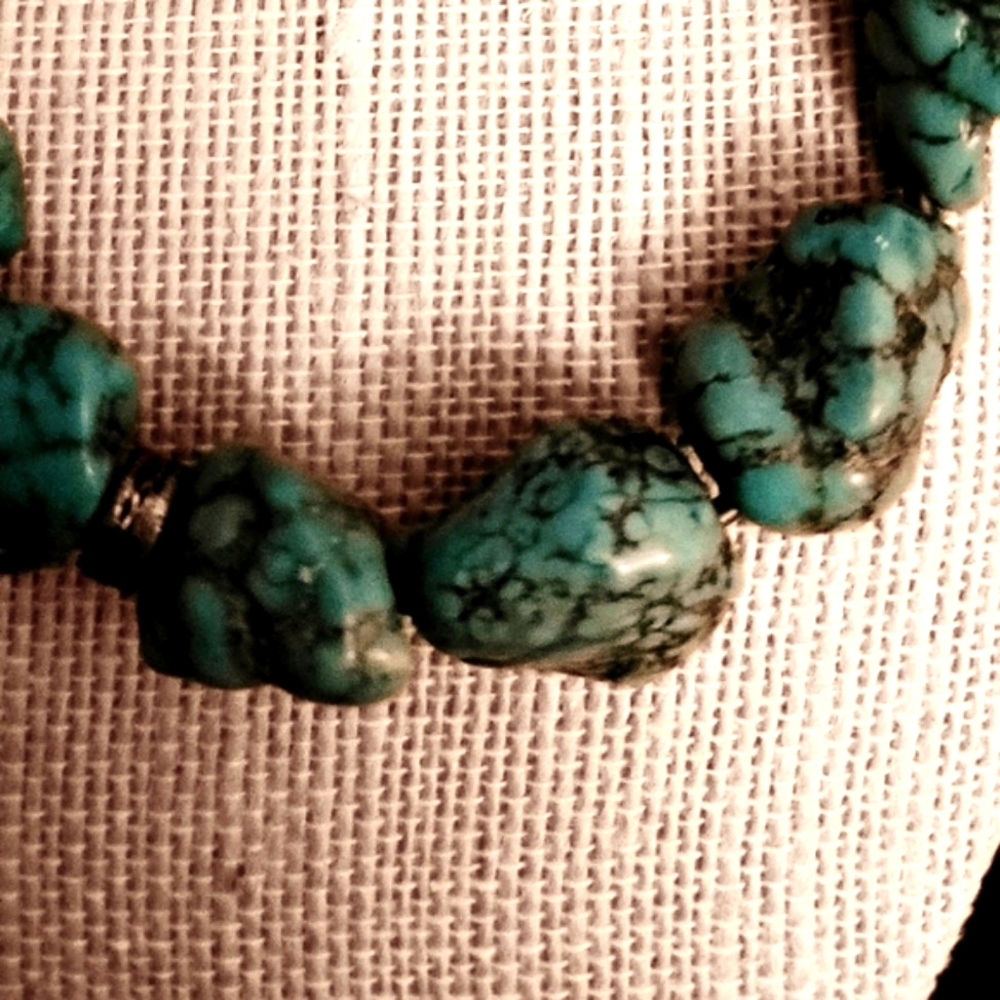 BOLD Artisan Turquoise Magnesite Choker Necklace 18"-20"